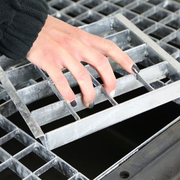 additional image for Medium Rectangular Galvanised Steel Water Feature Grid with Access Hatch