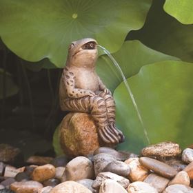 Sitting Frog Cast Stone Garden Pond Spitter