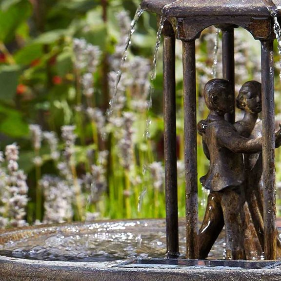 additional image for Solar Powered Dancing Couple Water Feature