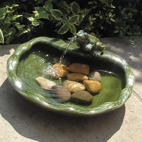Solar Green Glazed Frog Water Feature